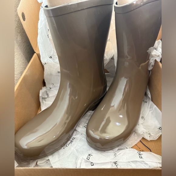 Chooka Womens Rain Boots - Size 8 - Picture 3 of 5